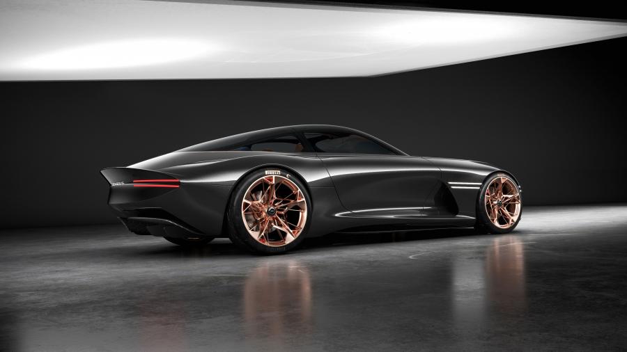  Genesis Essentia Concept 2018 года  (фото 5 из 30)